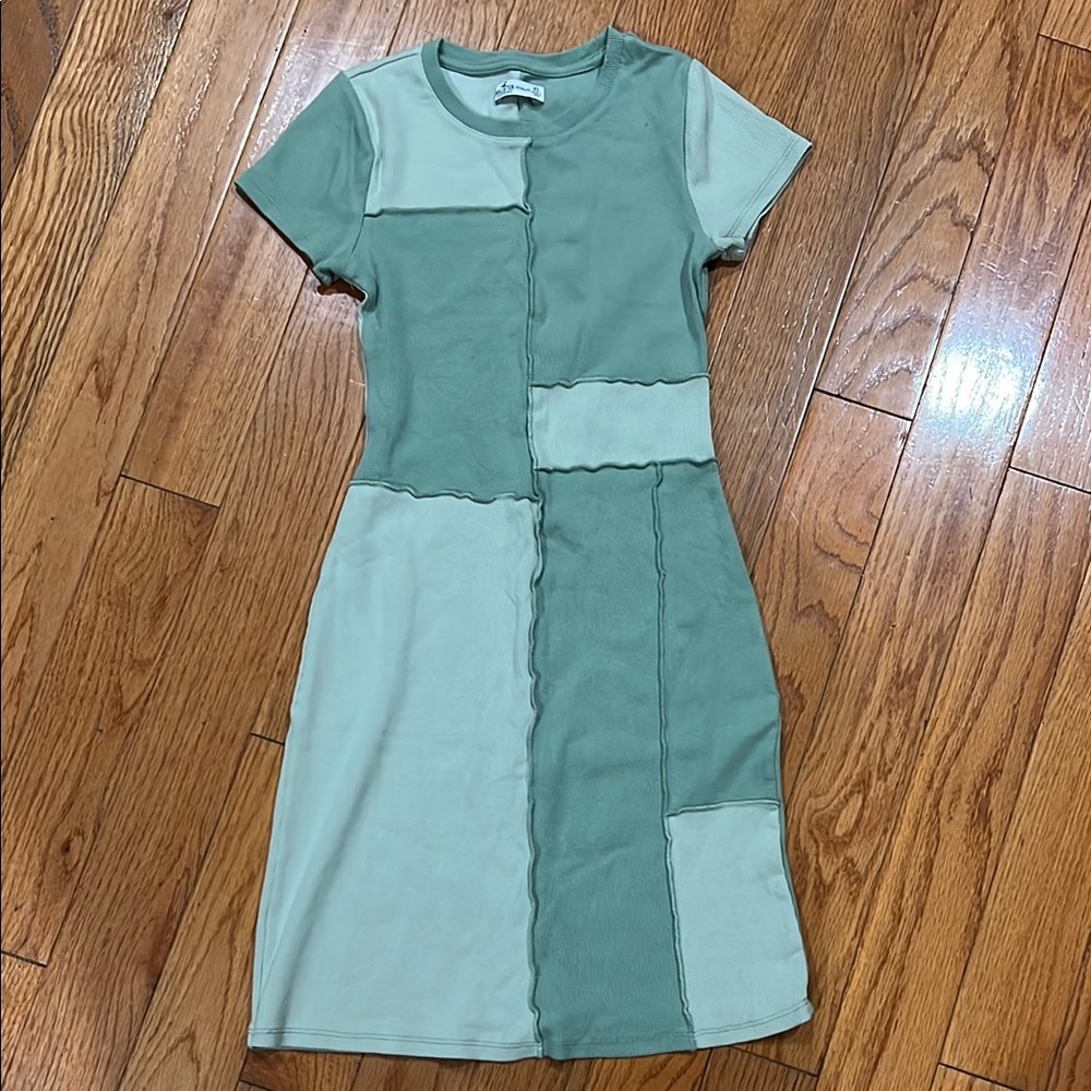 HOLLISTER PATCHWORK KNIT GREEN DRESS